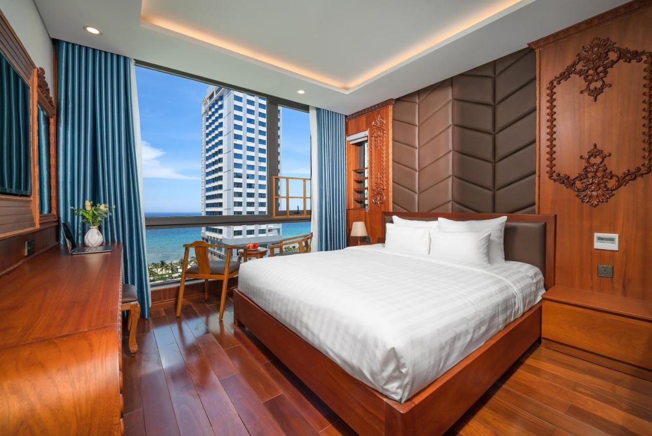 Monalisa Luxury Hotel Da Nang Exterior photo