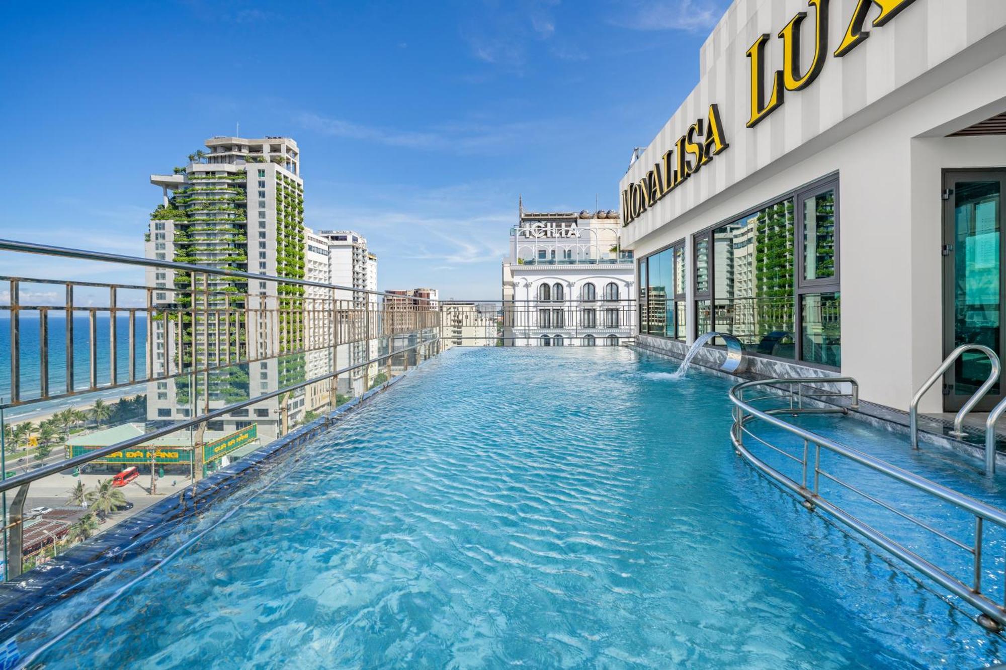 Monalisa Luxury Hotel Da Nang Exterior photo